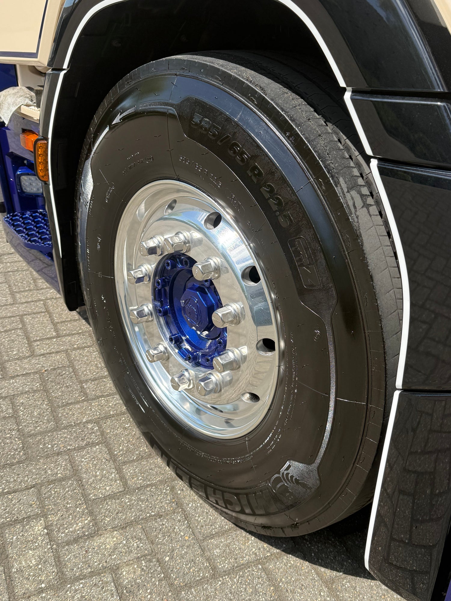 velgenreiniger vrachtwagen