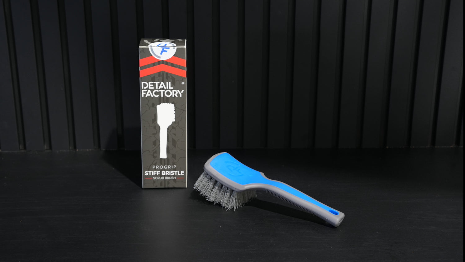 Detail Factory tyre brush - WaxO'lux