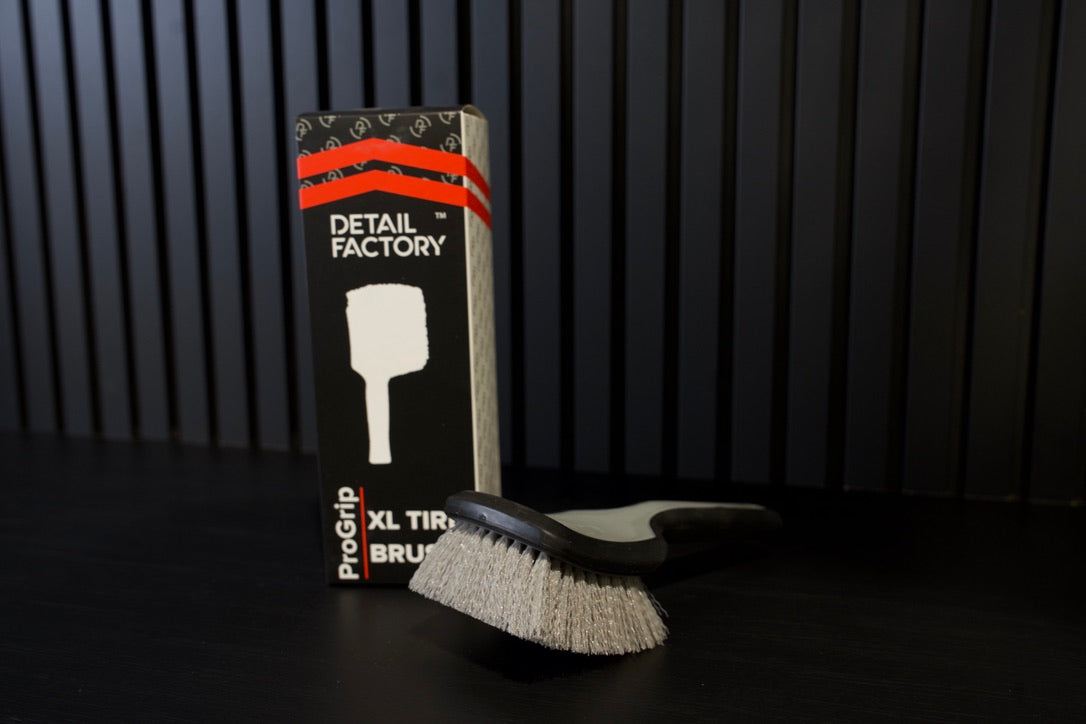 Detail factory xl tyre brush - WaxO'lux