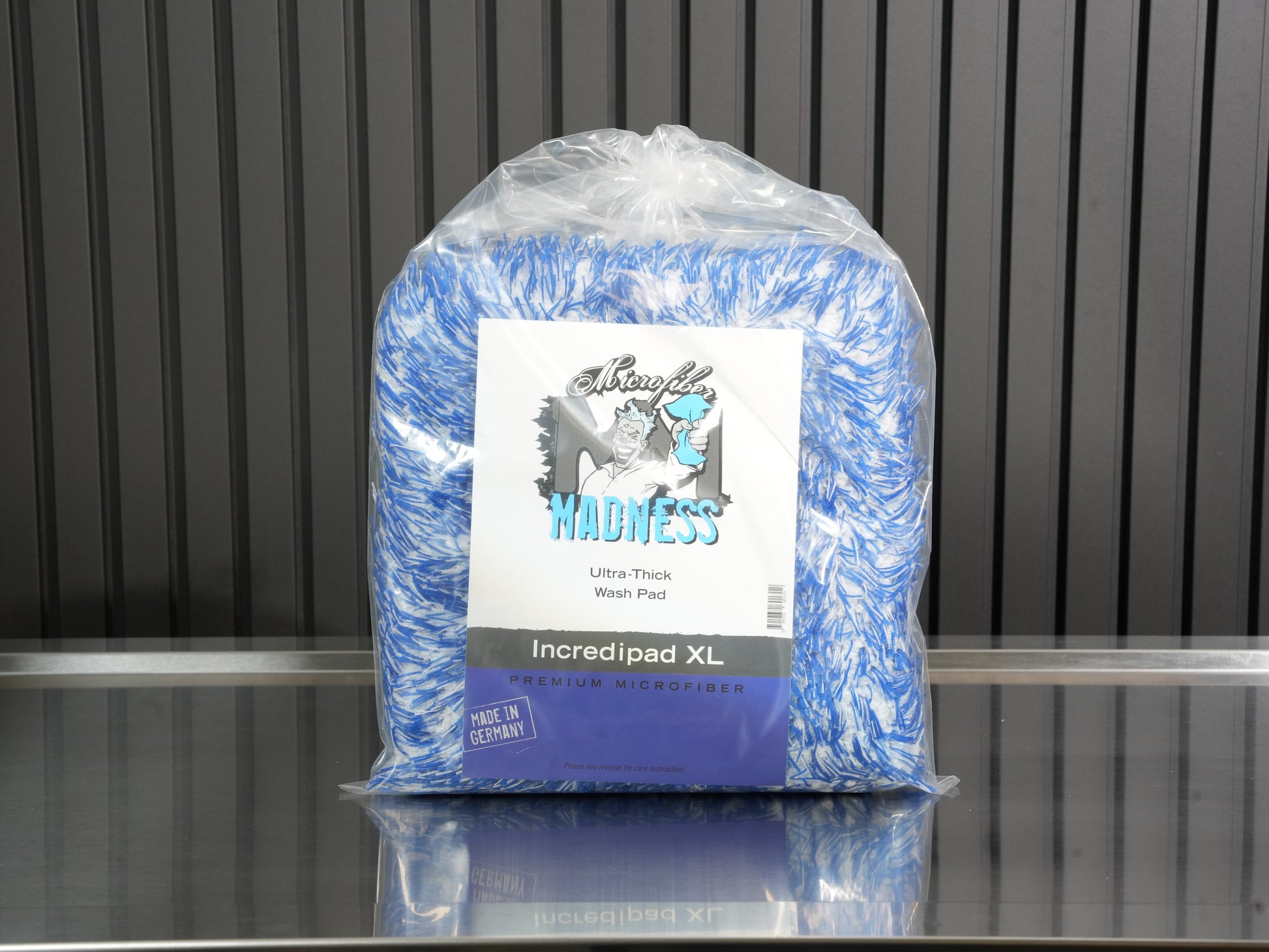Microfiber Madness Incredipad XL in gebruik – WaxO'lux