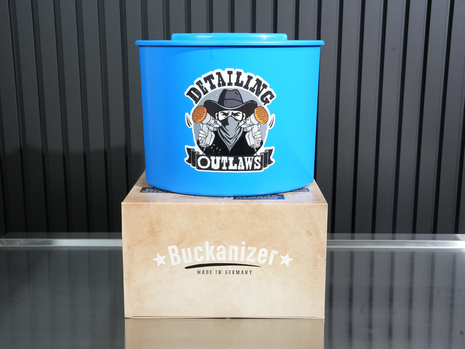 Detailing Outlaws – Buckanizer