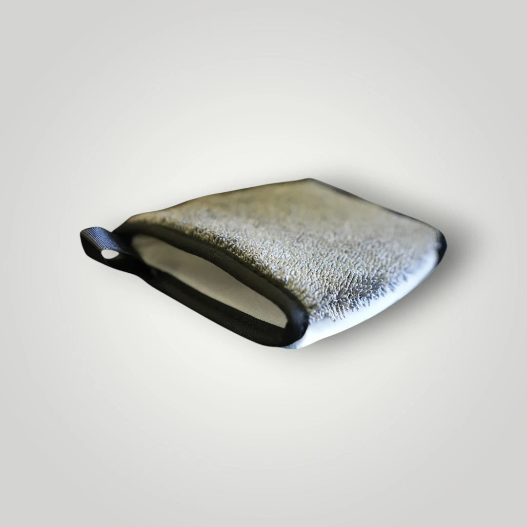Interior Scrub Mitt
